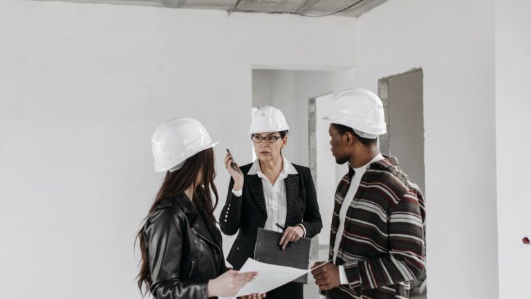 Top 3 d&rsquo;entreprises de rénovation de maison plus fiables à Annecy 2026